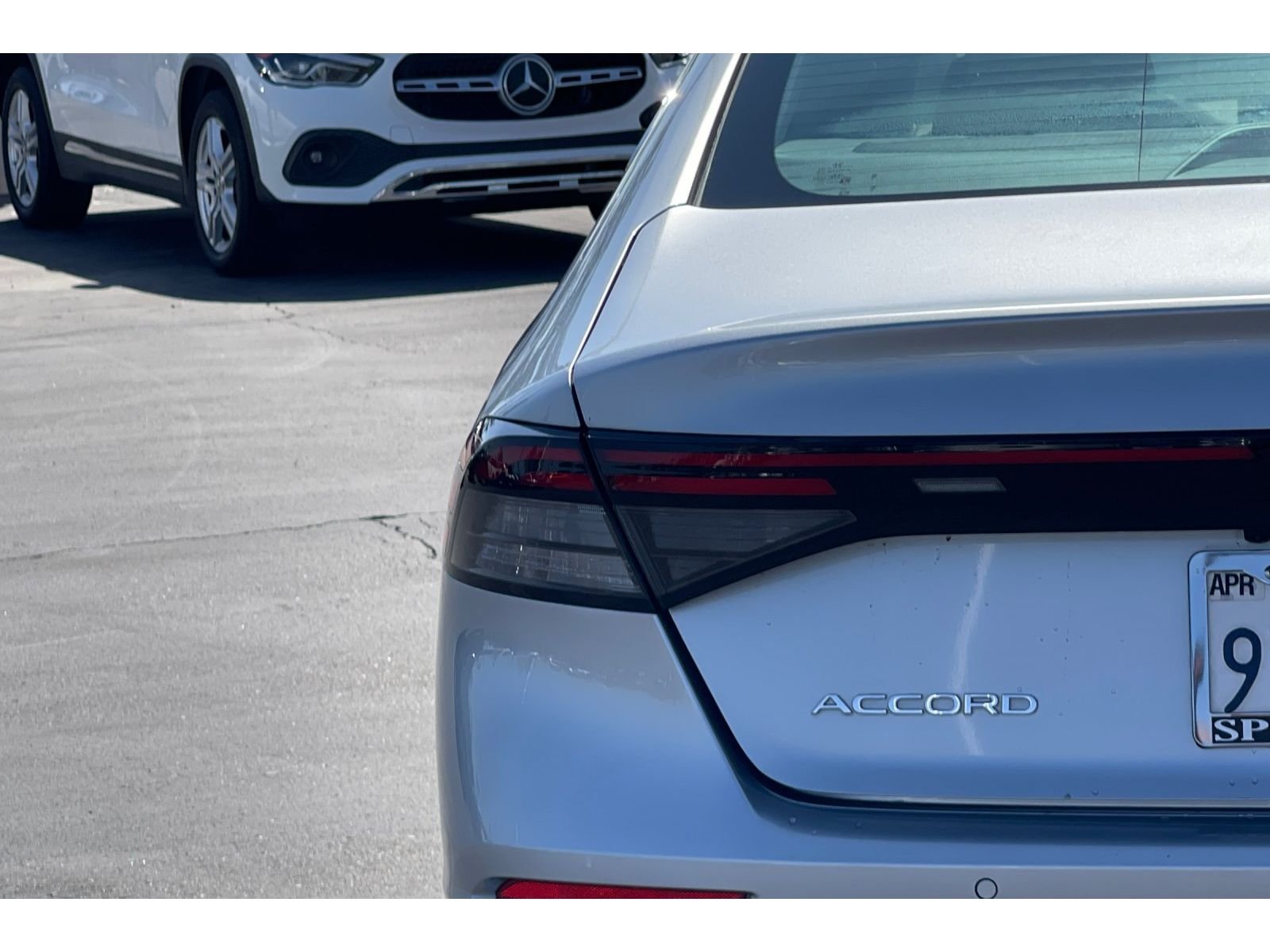 Used 2025 Solar Silver Metallic Honda EX-L image 14