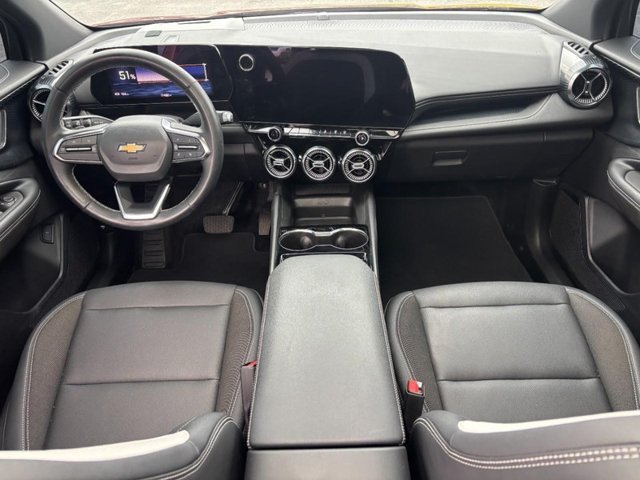 2024 Chevrolet Blazer EV LT - Photo 11
