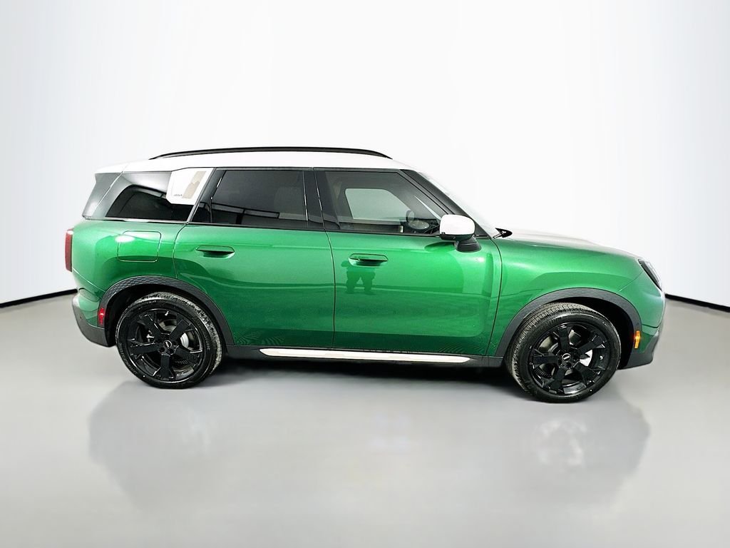 Used 2026 Green MINI Signature Plus image 4