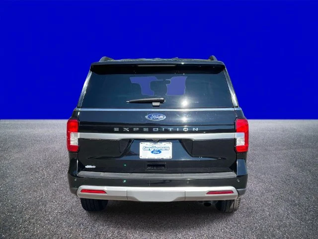 Used 2023 Black Metallic Ford XLT image 4