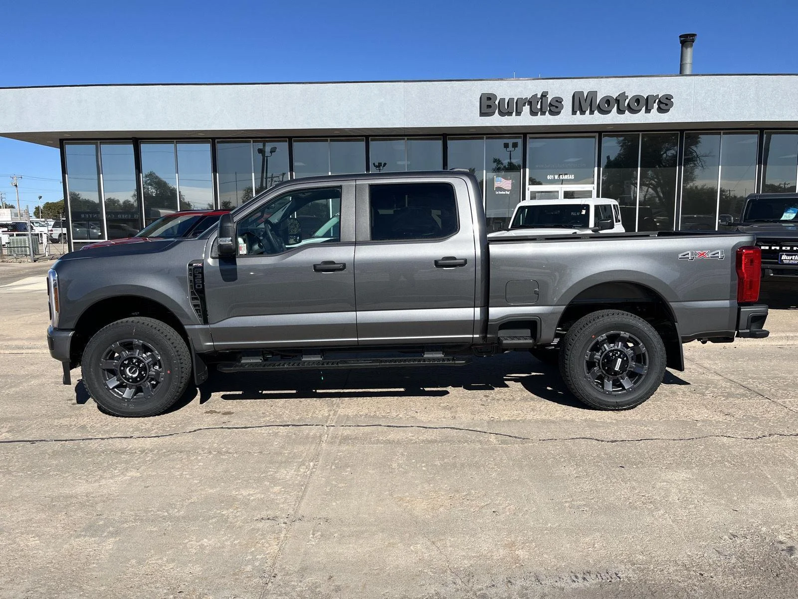 2026 Ford F-350 XL 4x4 Crew Cab 6-3/4' Box SRW's photo