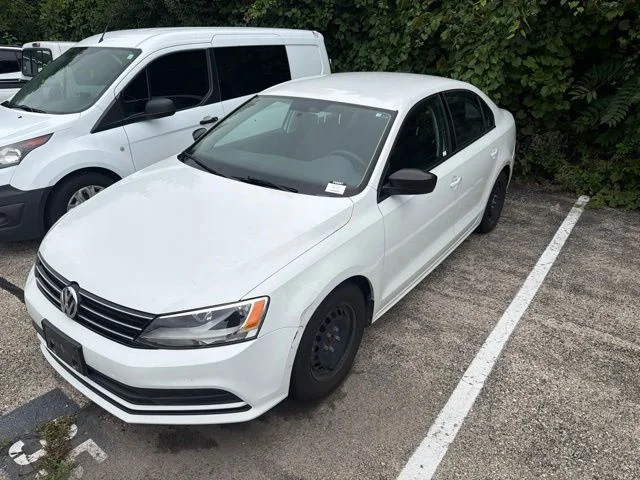 Used 2016 White Volkswagen 1.4T S image 10
