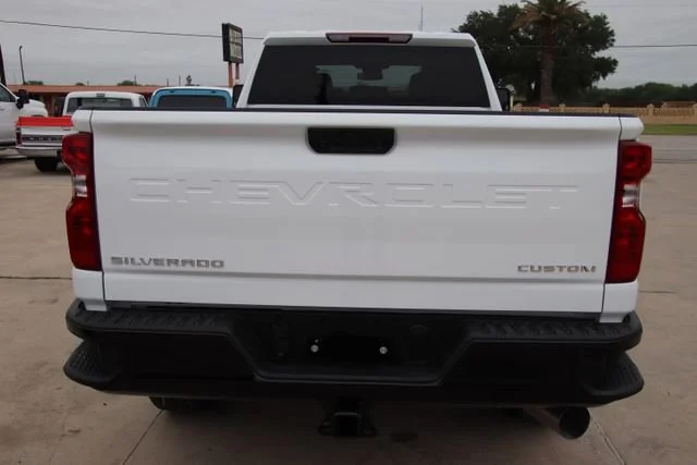 2026 Chevrolet Silverado 2500 HD Custom - Photo 8