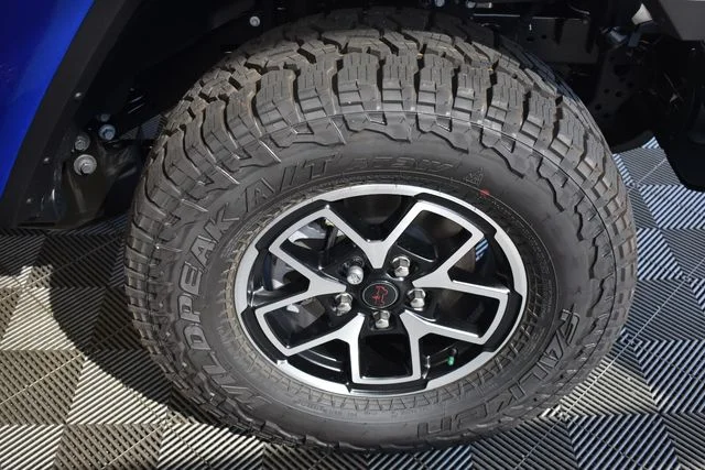 New 2026 Hydro Blue Pearl-Coat Exterior Paint Jeep Rubicon X image 12