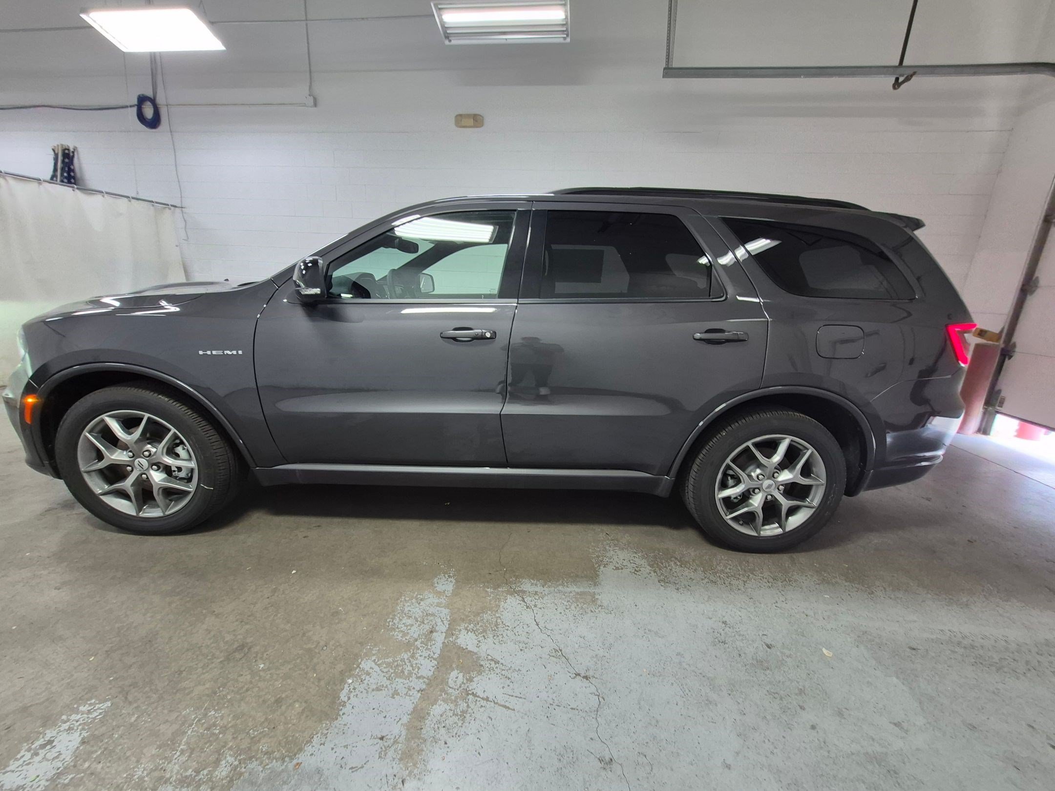 New 2026 Vapor Gray Exterior Paint Dodge GT Premium HEMI V8 image 8