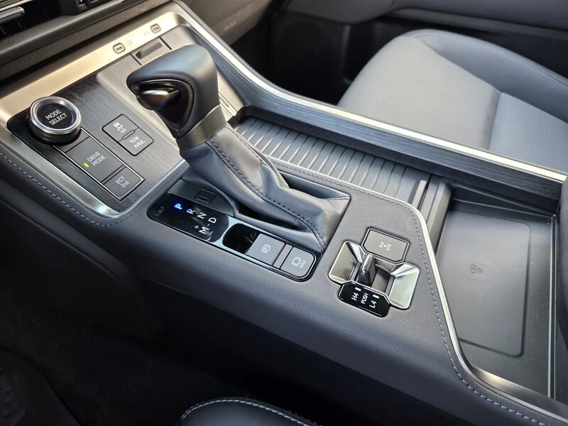 Used 2025 Gray Pearl LEXUS GX 550 LUXURY 4WD image 38
