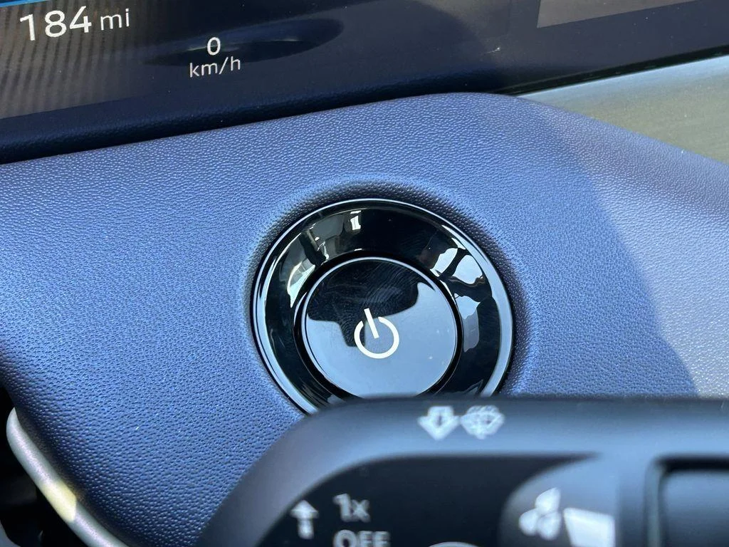 2026 Nissan LEAF Platinum+ - Photo 18