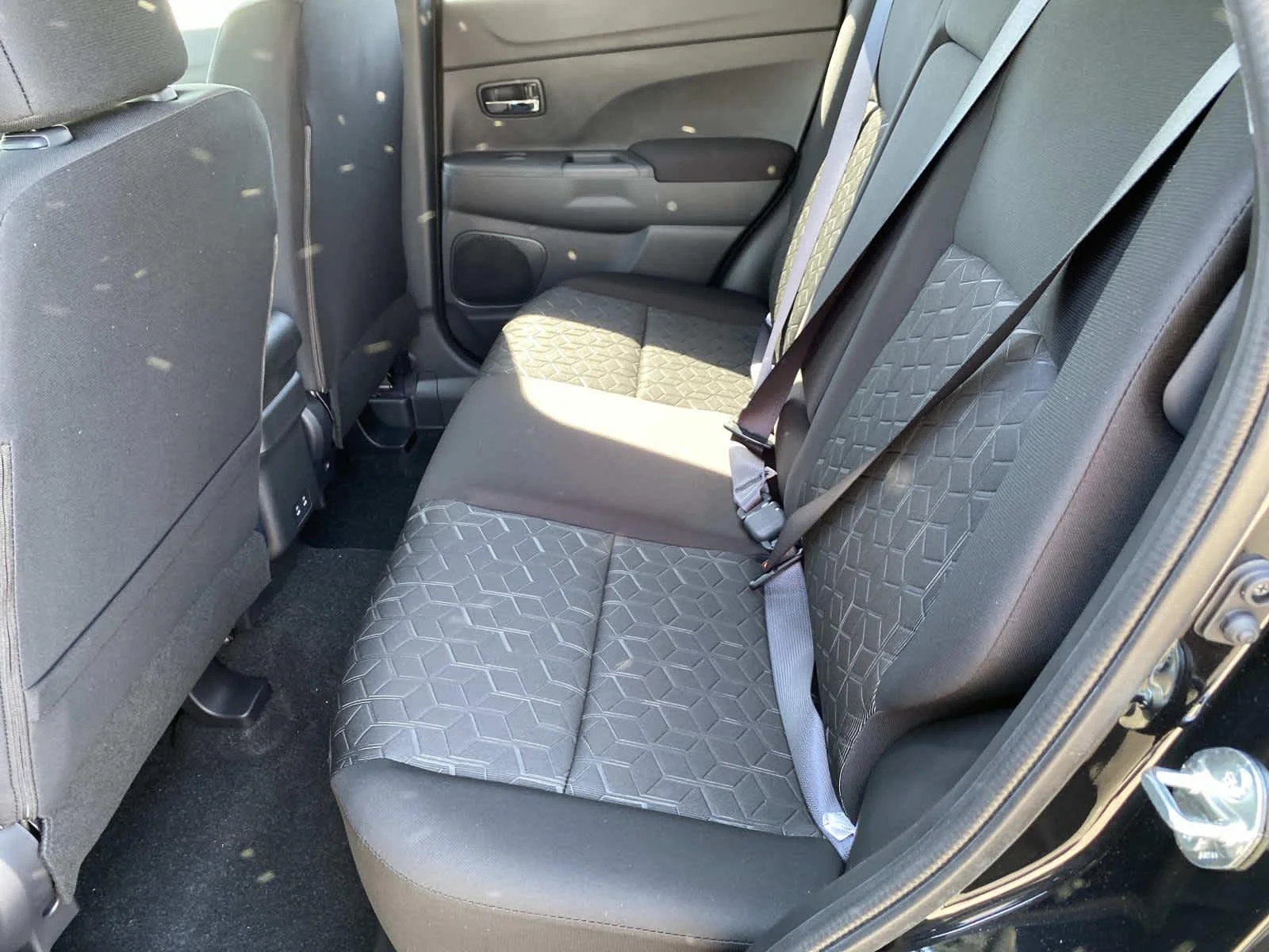 New 2026 Mercury Gray Metallic Mitsubishi LE image 7