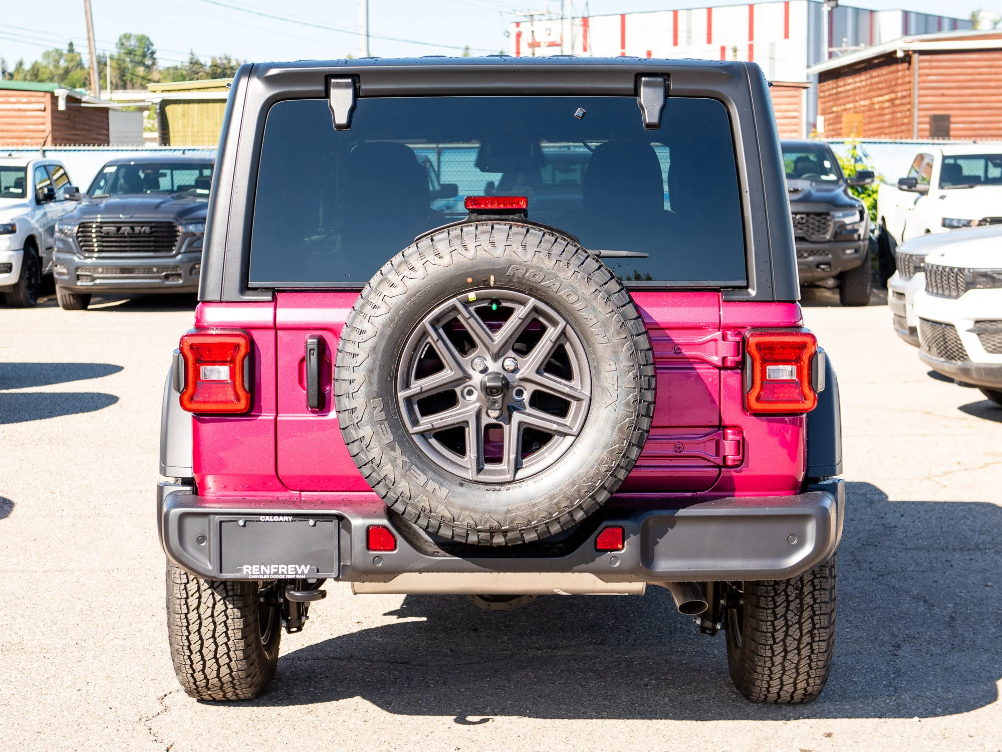 New 2026 limited edition tuscadero pearl Jeep Sport S* image 6