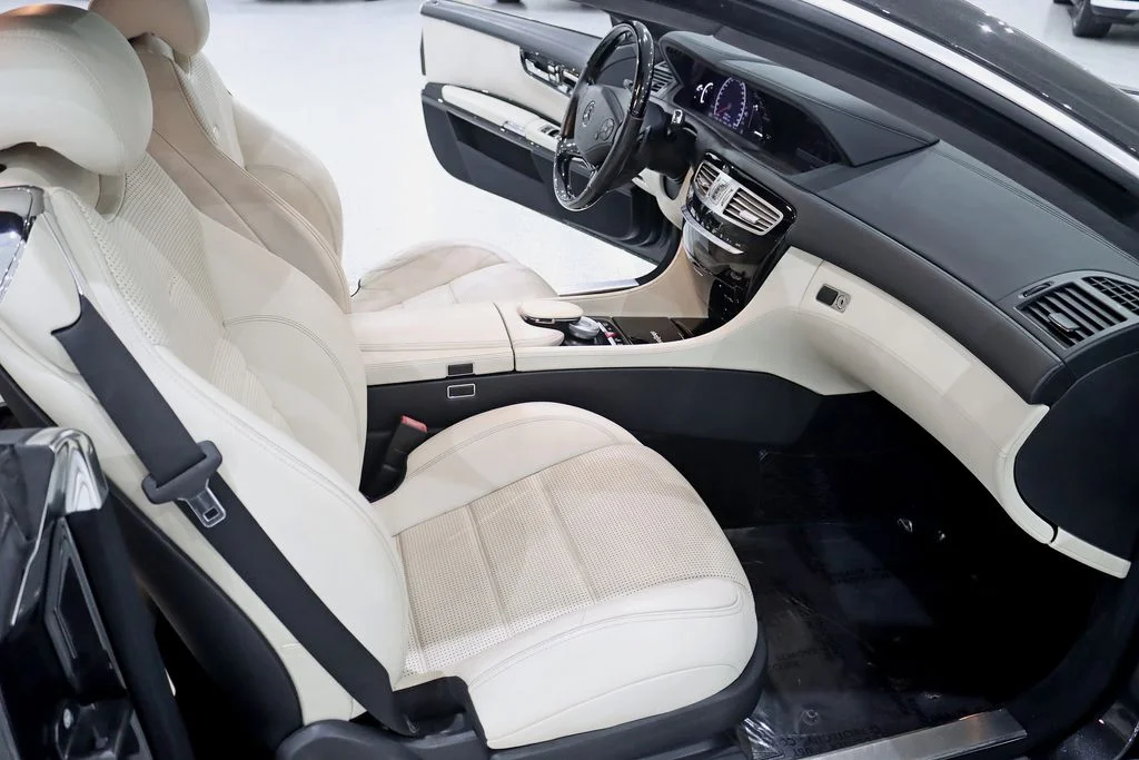 Used 2011  Mercedes-Benz CL 63 AMG® image 35