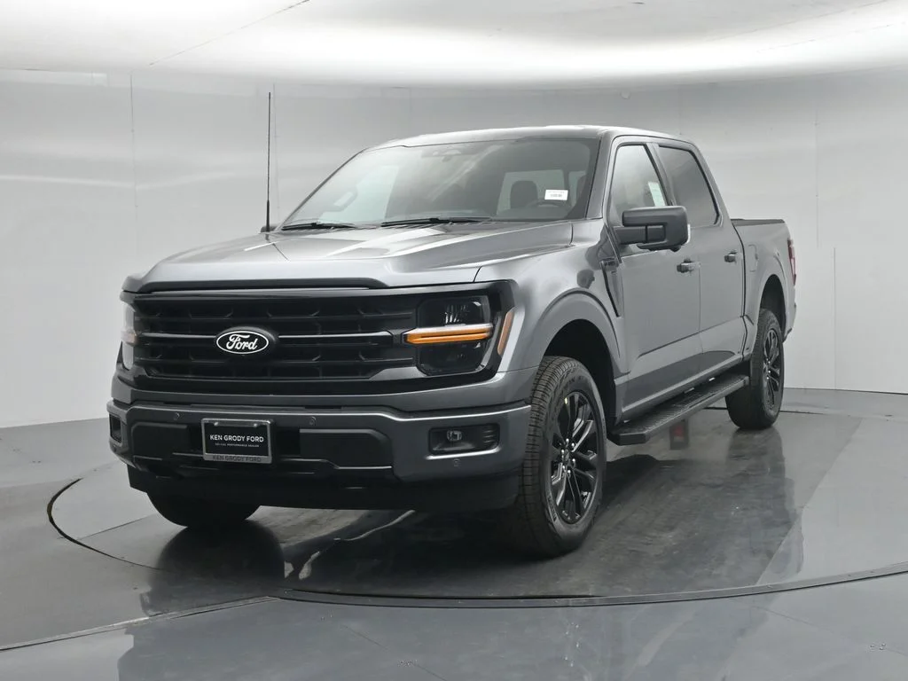 New 2026 Carbonized Gray Metallic Ford XLT image 56