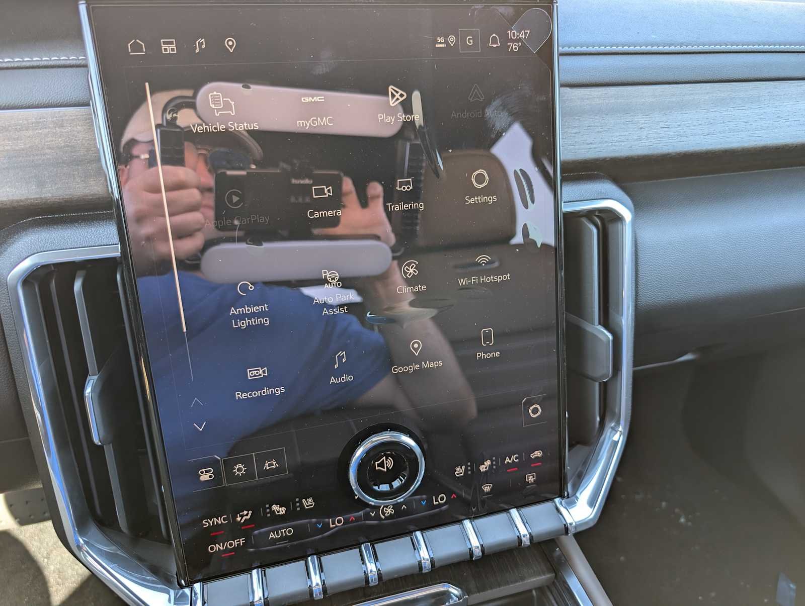 2027 GMC Acadia Denali Ultimate - Photo 19