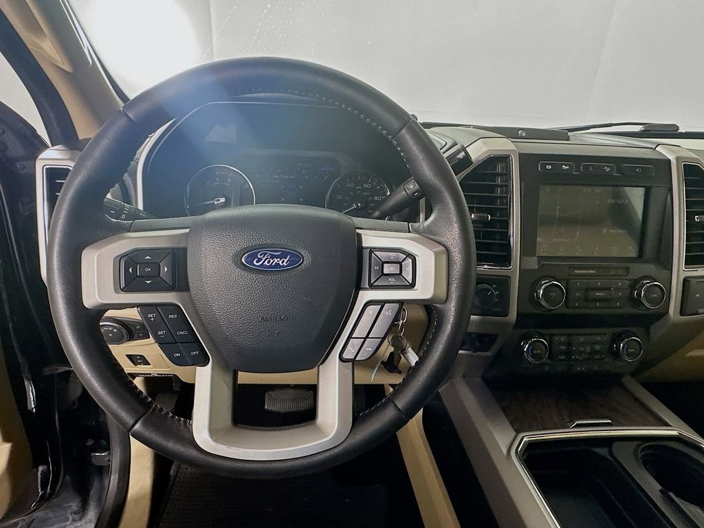 Used 2019 Black Metallic Ford Lariat image 11