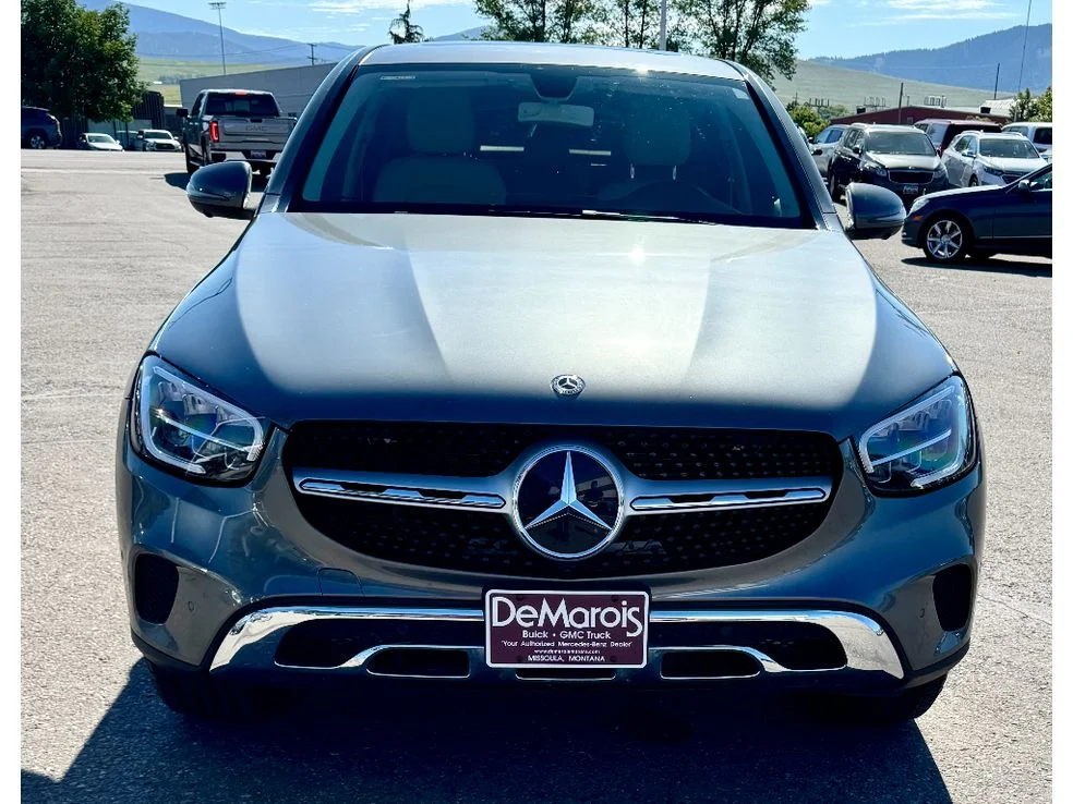 Used 2020 Black Mercedes-Benz GLC 300 image 2