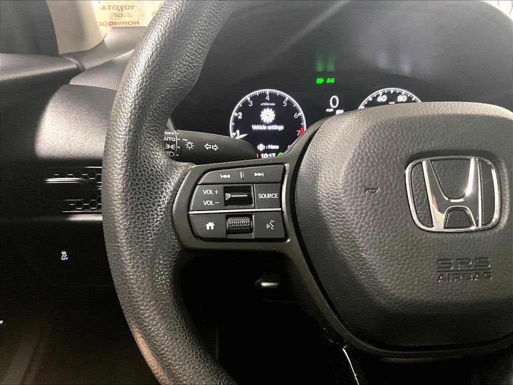 Used 2023 Platinum White Pearl Honda LX image 22