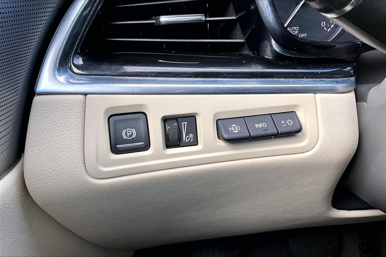 Used 2020 Manhattan Noir Metallic Cadillac FWD Premium Luxury image 34