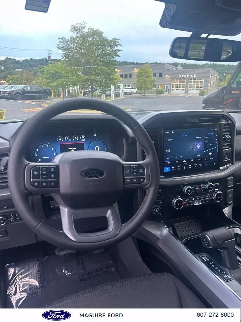New 2026 Avalanche Ford XLT image 14