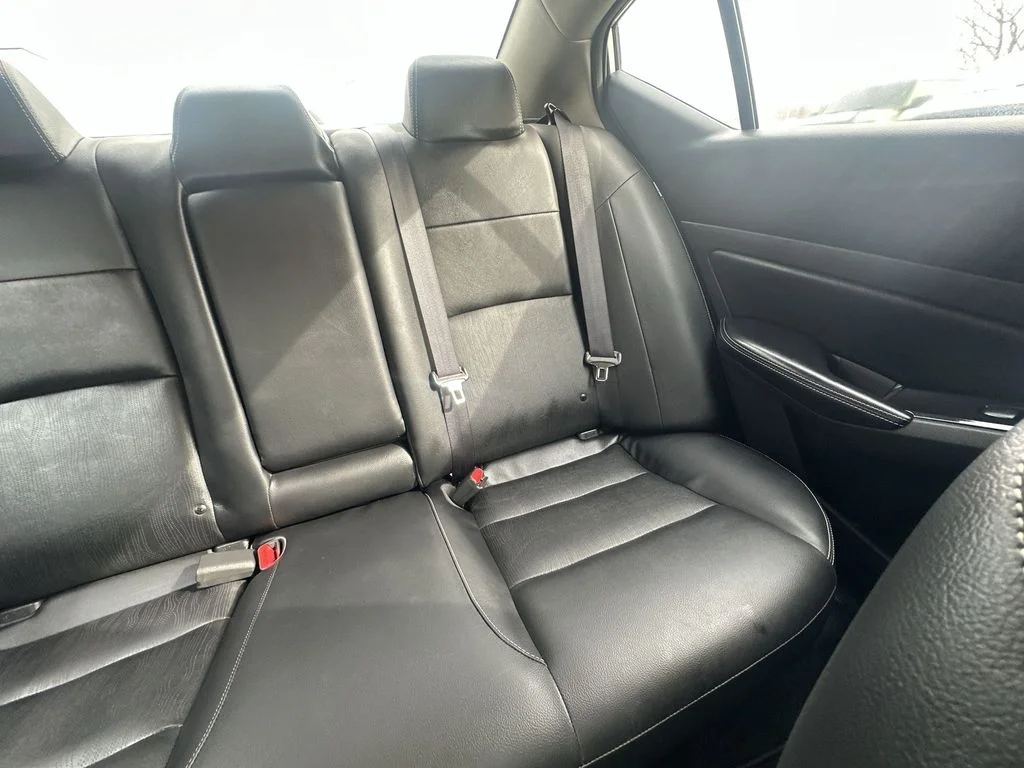 Used 2020 Silver Nissan 2.0 Platinum image 14
