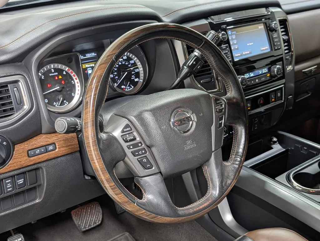 Certified Used 2018 Magnetic Black Nissan Platinum Reserve image 10