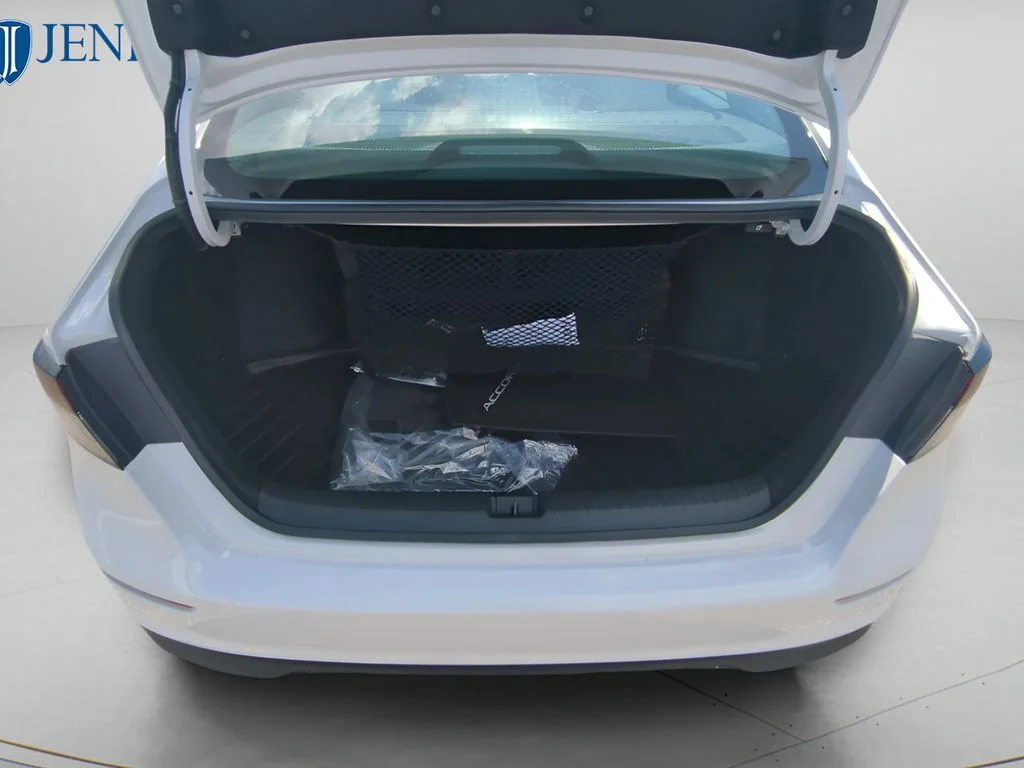 New 2026 Platinum White Pearl Honda LX image 37