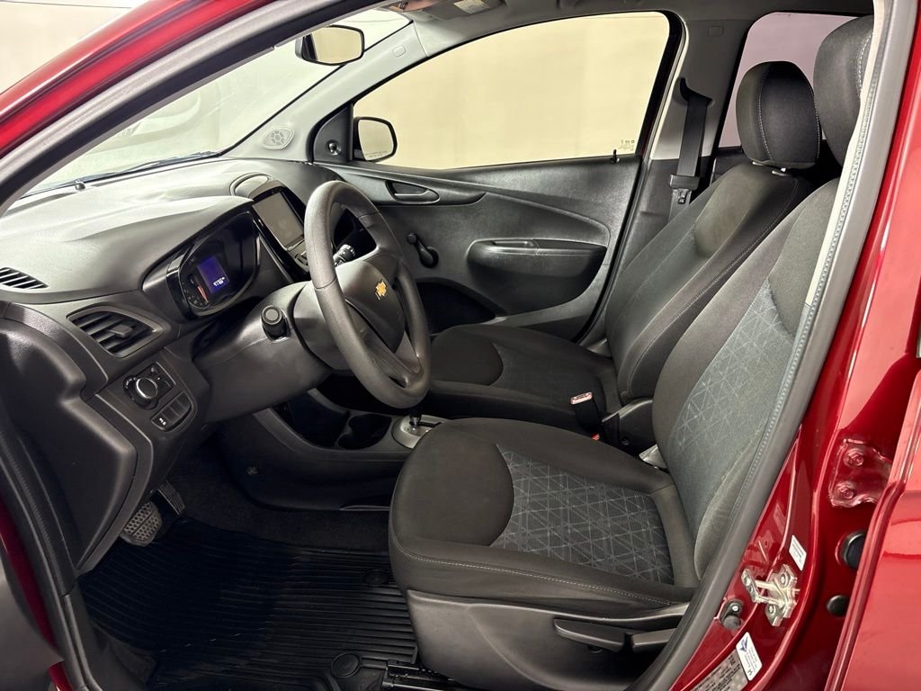 Used 2022 Red Chevrolet LS image 27