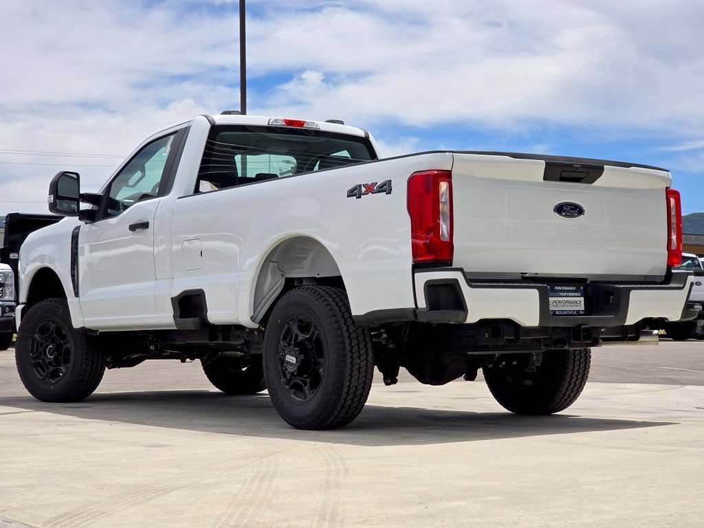 New 2026 Oxford White Ford XL/STX image 19