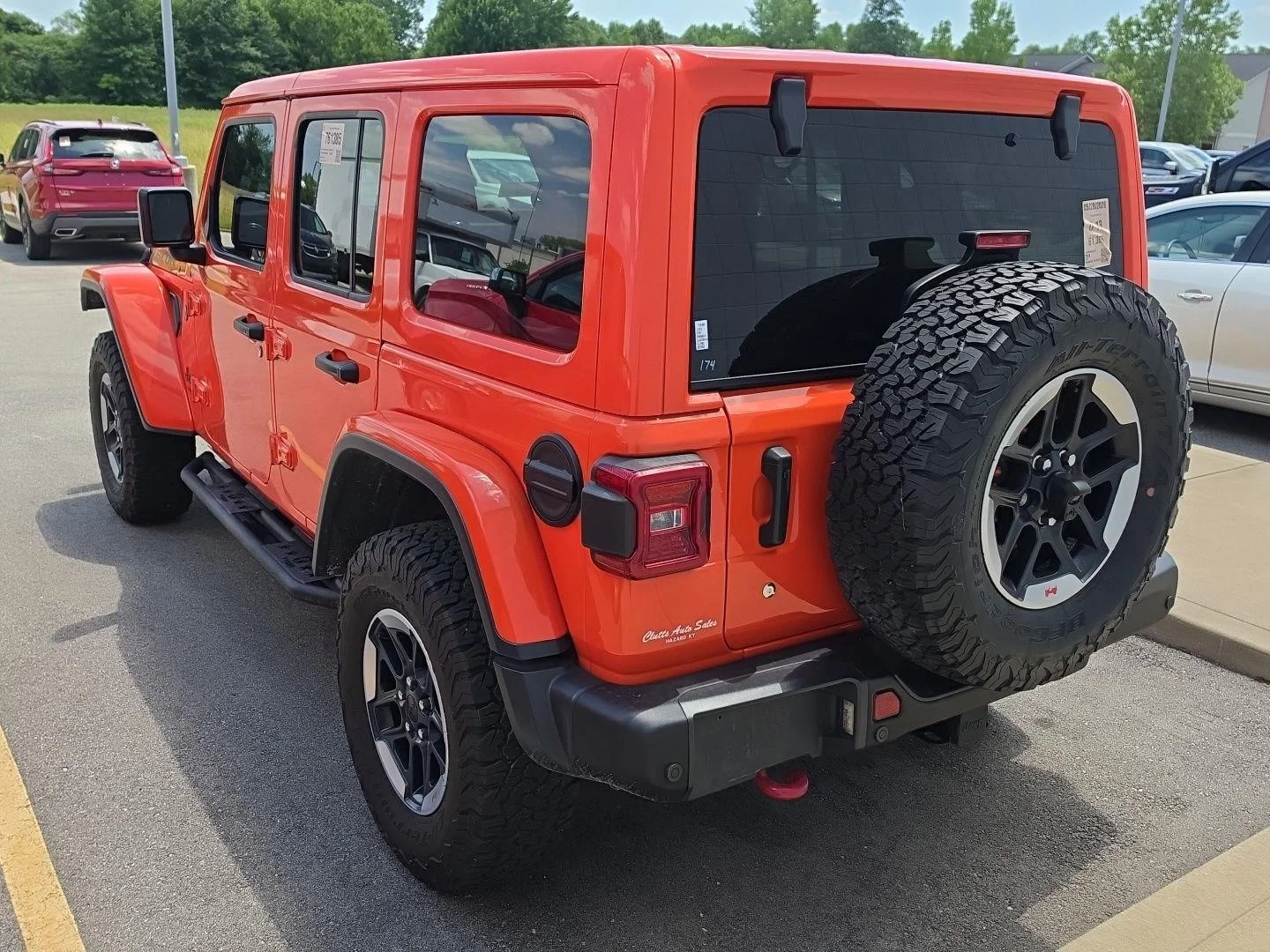 Used 2019 Punkn Metallic Clearcoat Jeep Rubicon image 4
