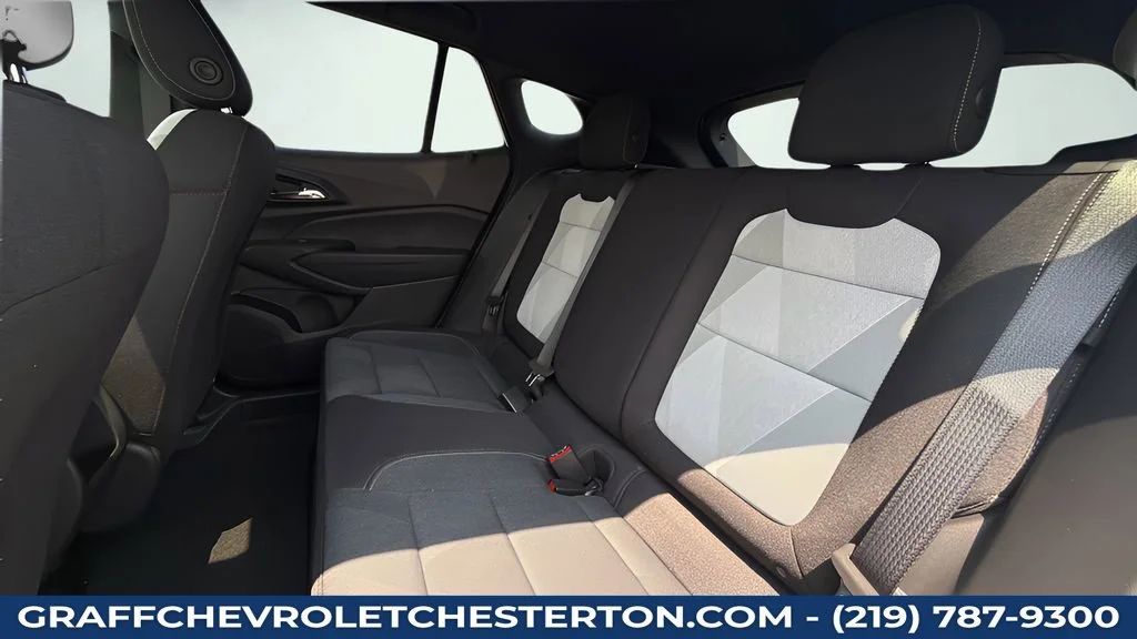 2026 Chevrolet Trax RS - Photo 36