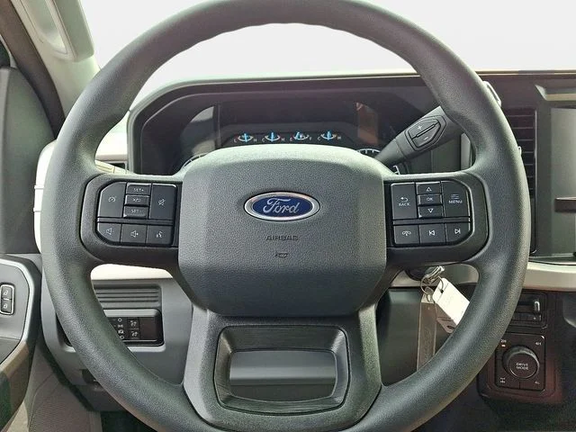 2026 Ford F-250 Super Duty XL - Photo 12