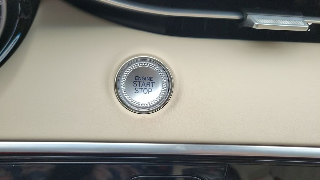 2025 GENESIS GV70 Sport - Photo 27