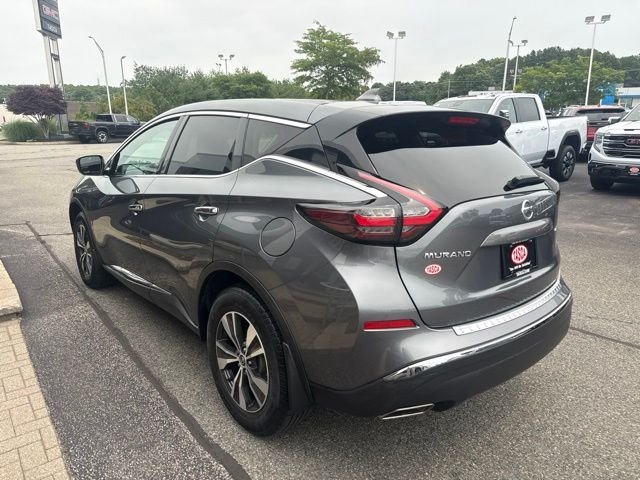 Used 2019 Gray Nissan S image 5