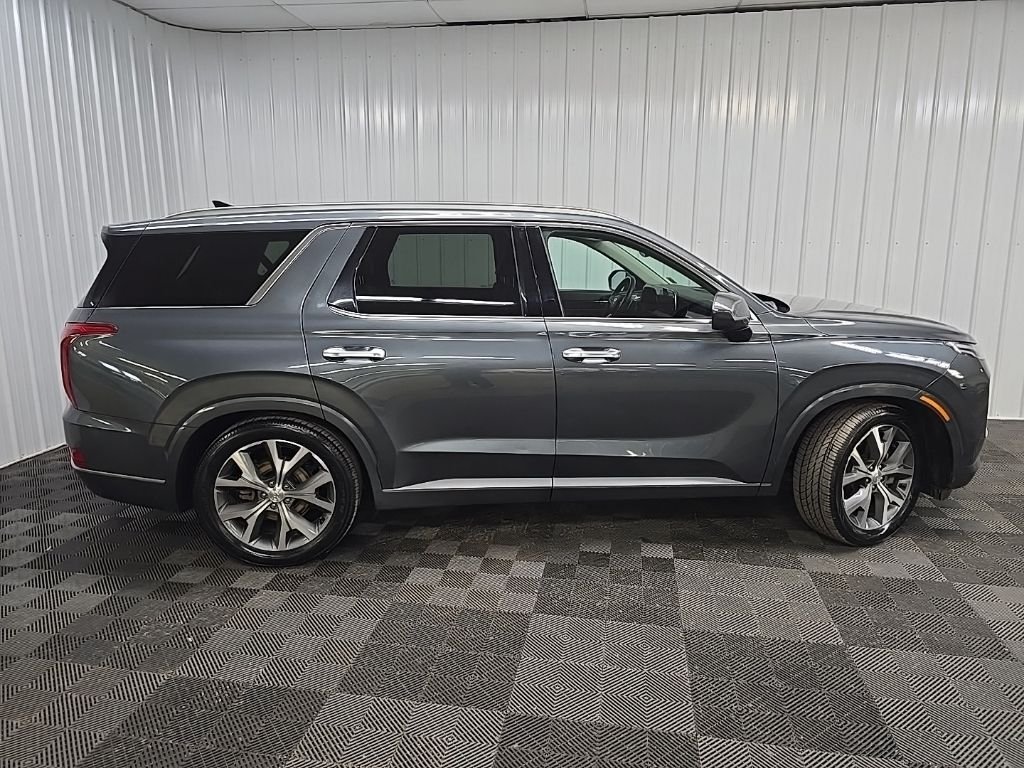 Used 2022 Gray Hyundai Limited image 2