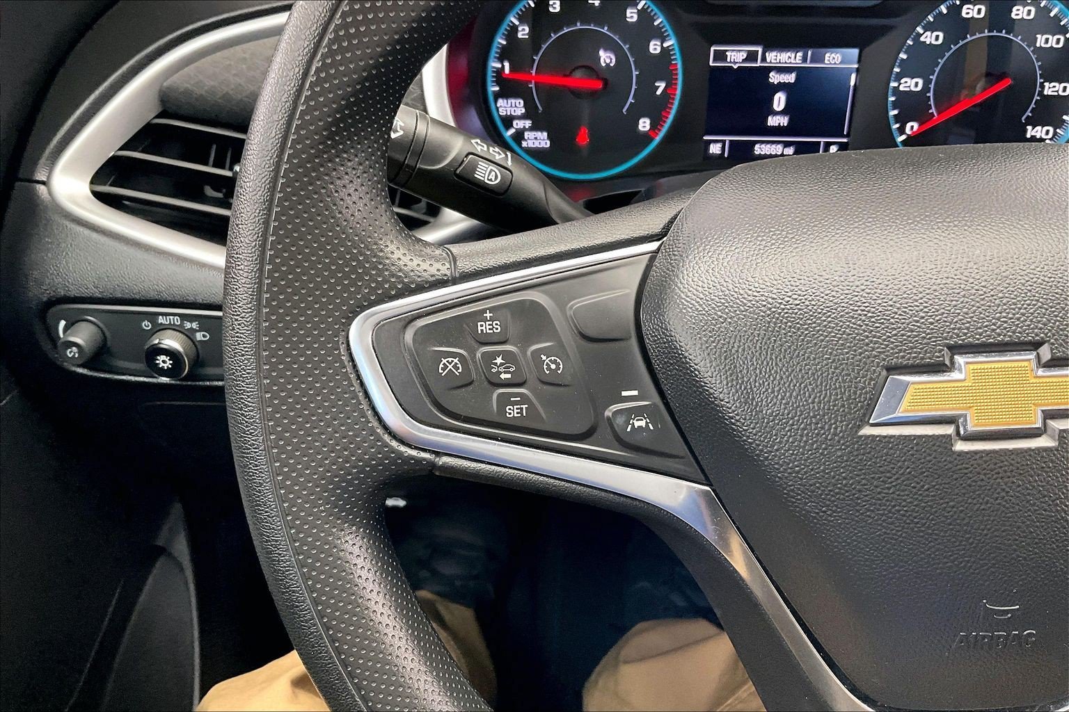 Used 2025 Night Shade Metallic Chevrolet LT image 20