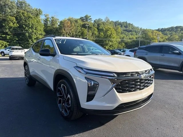 New 2026 White Sands Chevrolet 2RS image 2
