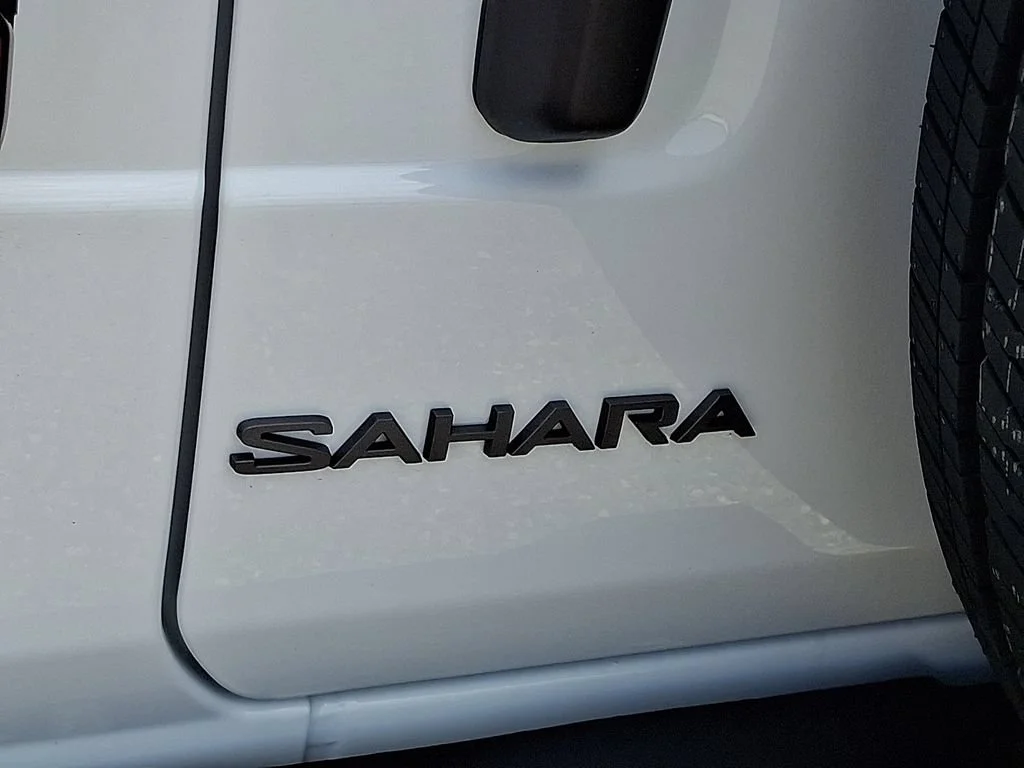 New 2027 Bright White Clearcoat Jeep Sahara image 21