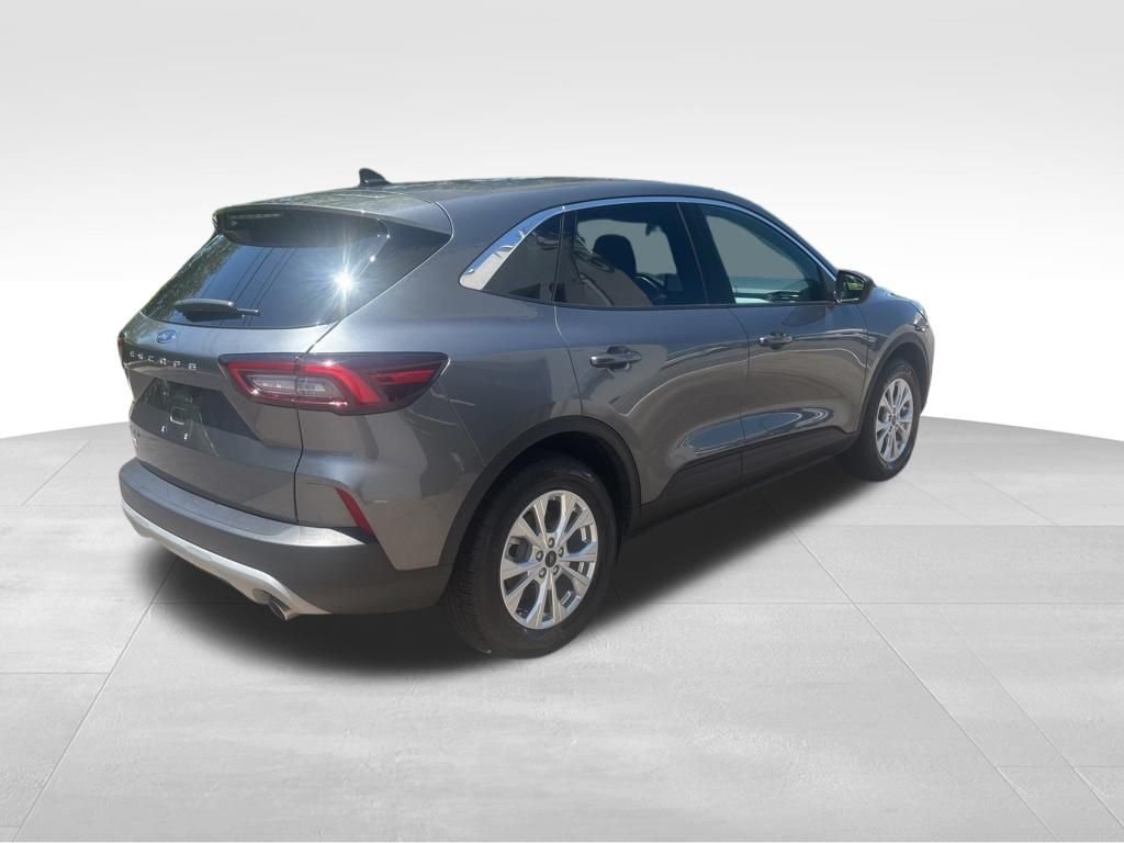 Used 2024 Gray Ford Active image 8