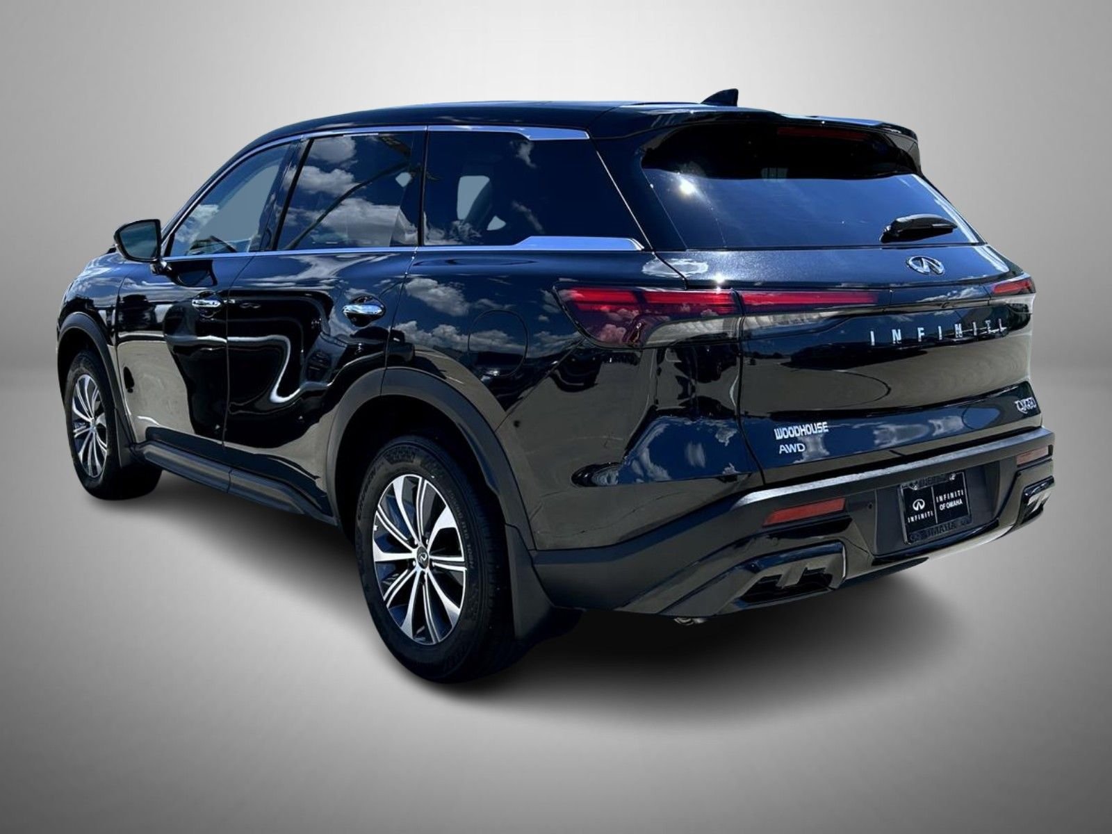Used 2025 Black INFINITI PURE image 7