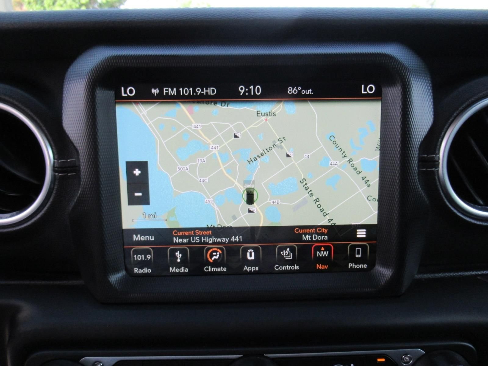 Used 2018 Blue Jeep Unlimited Sahara image 27
