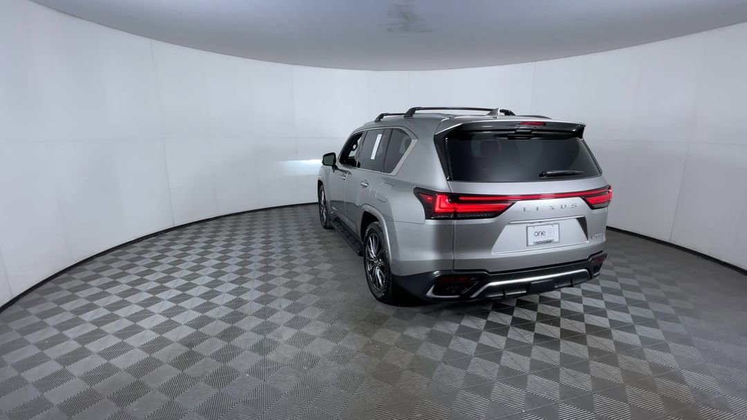 Used 2024 Atomic Silver Lexus 600 F SPORT image 7