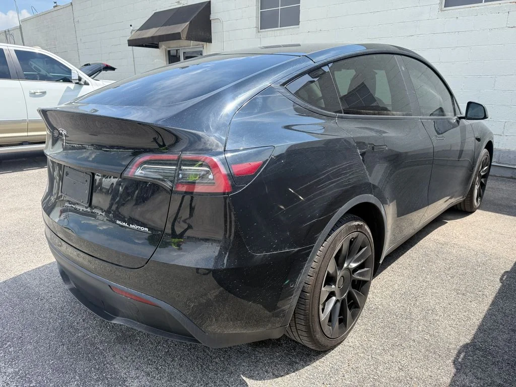 Used 2022 Black Tesla Long Range image 5