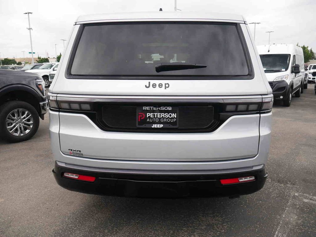 New 2026 Silver Zynith Jeep Grand Wagoneer image 22