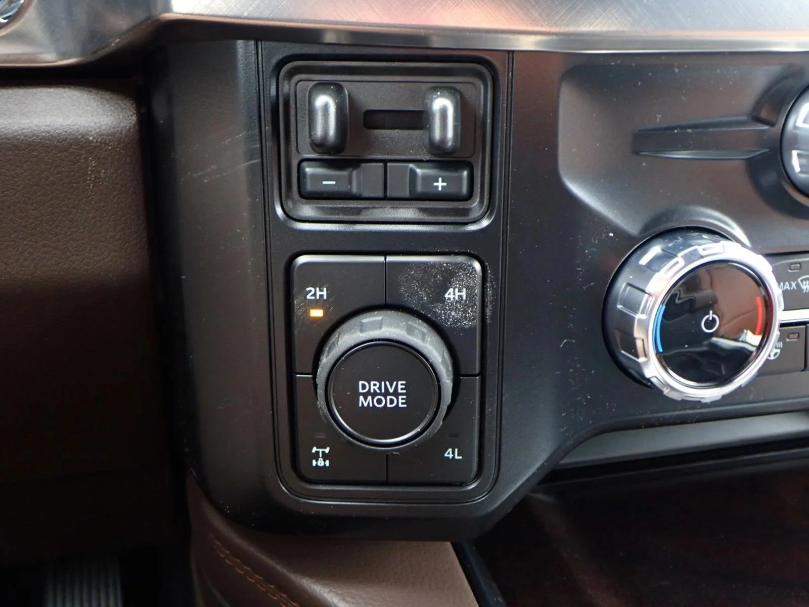 New 2026 Star White Metallic Tri-Coat Ford F-250® King Ranch® image 20