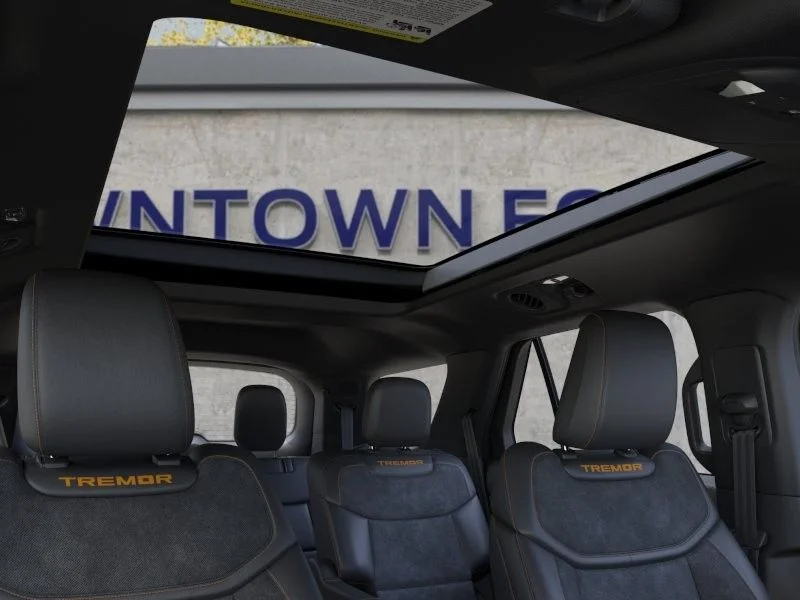 New 2026 White Ford Tremor image 23