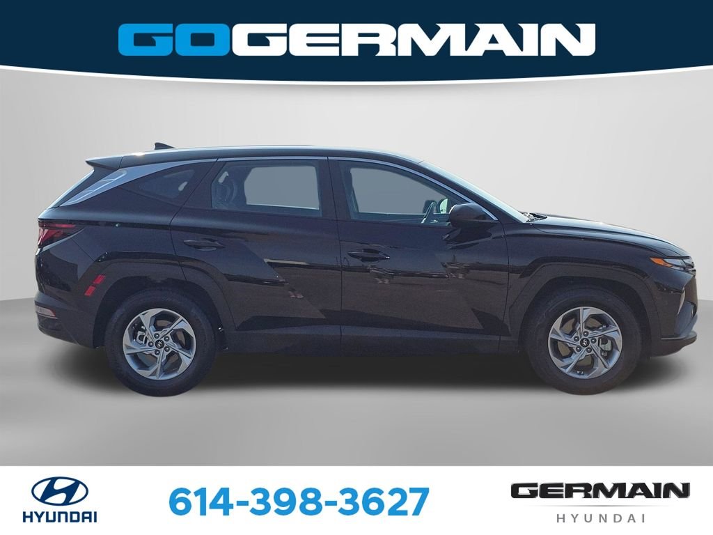 Used 2024 Black Hyundai SE image 8