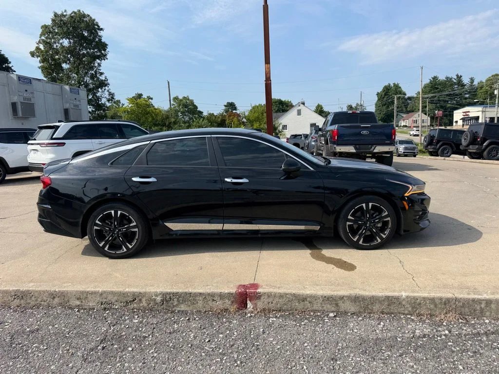Used 2021 Black Kia GT-Line image 5