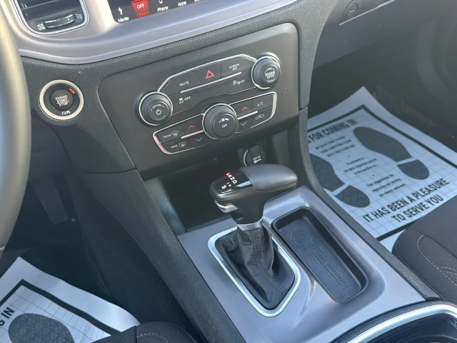 Used 2023 Purple Dodge SXT image 22