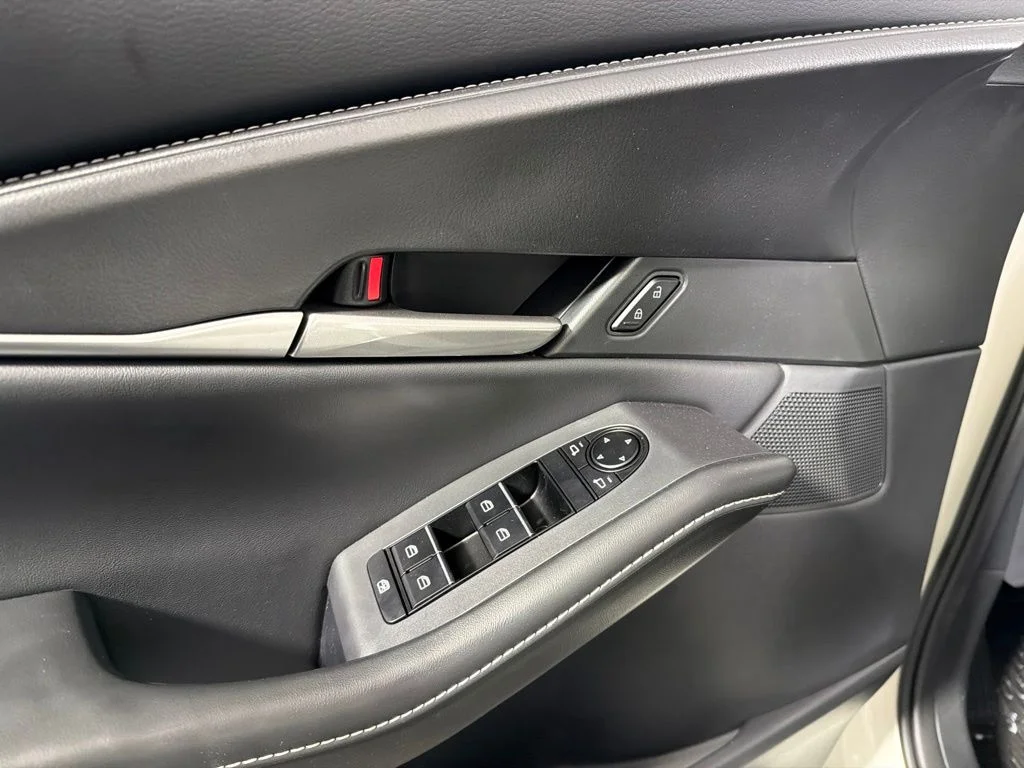 2026 Mazda CX-30 Aire Edition - Photo 9