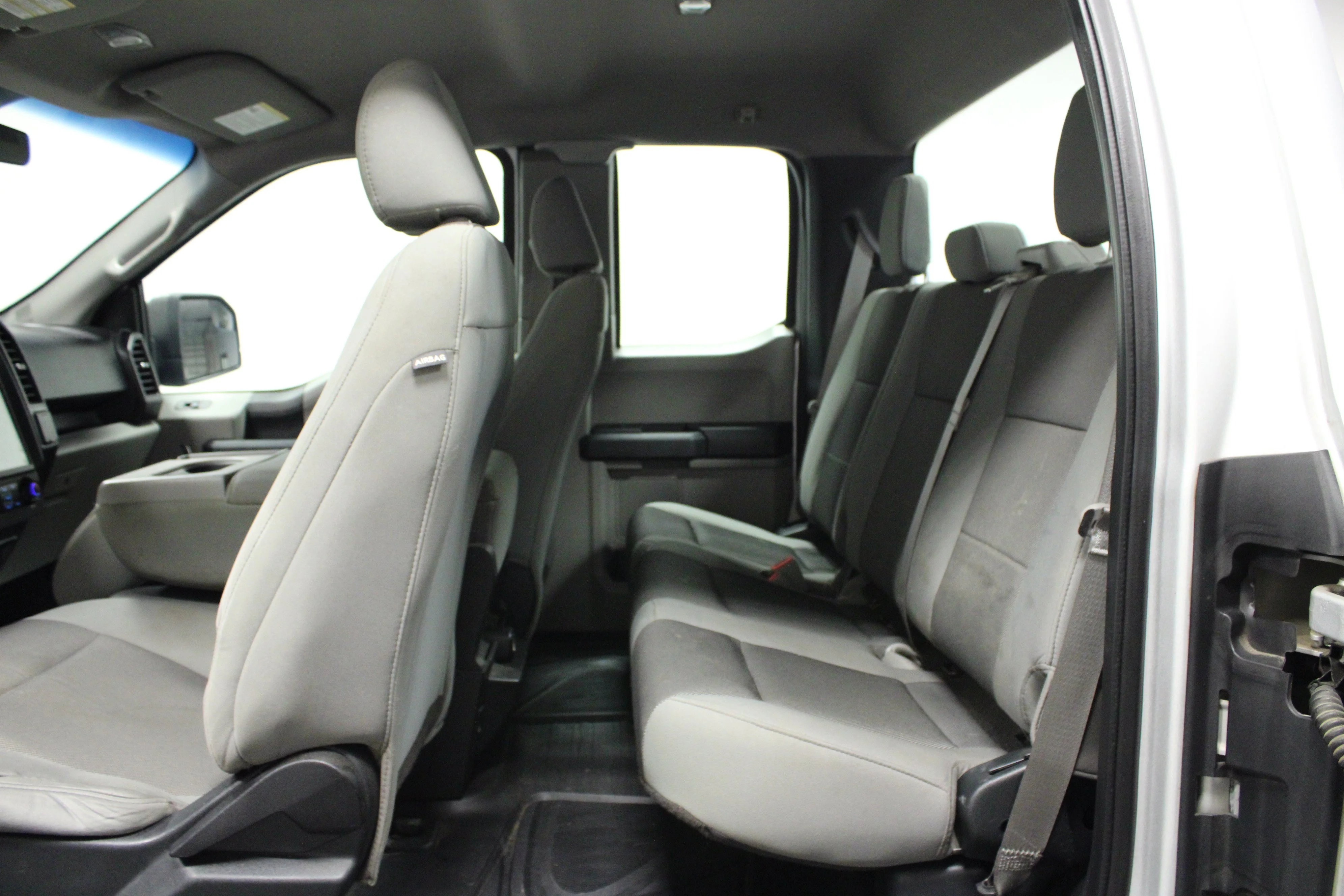 Used 2018 Ingot Silver Metallic Ford XL image 13