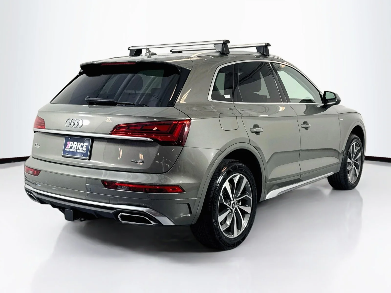 Used 2023 Daytona Gray Pearl Effect Audi S line Premium Plus image 6