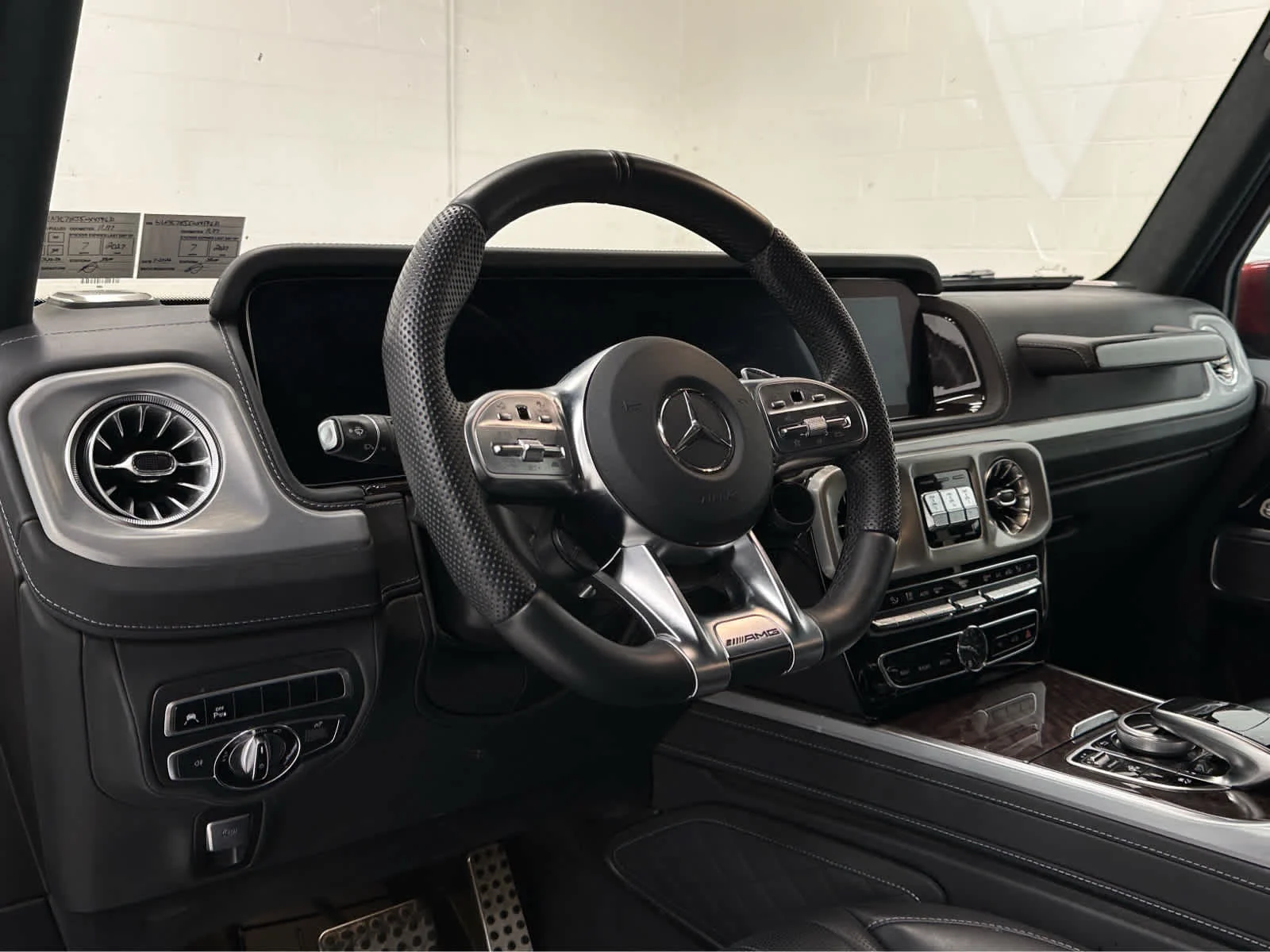 Used 2022 MANUFAKTUR Cardinal Red Metallic Mercedes-Benz AMG® G 63 image 10